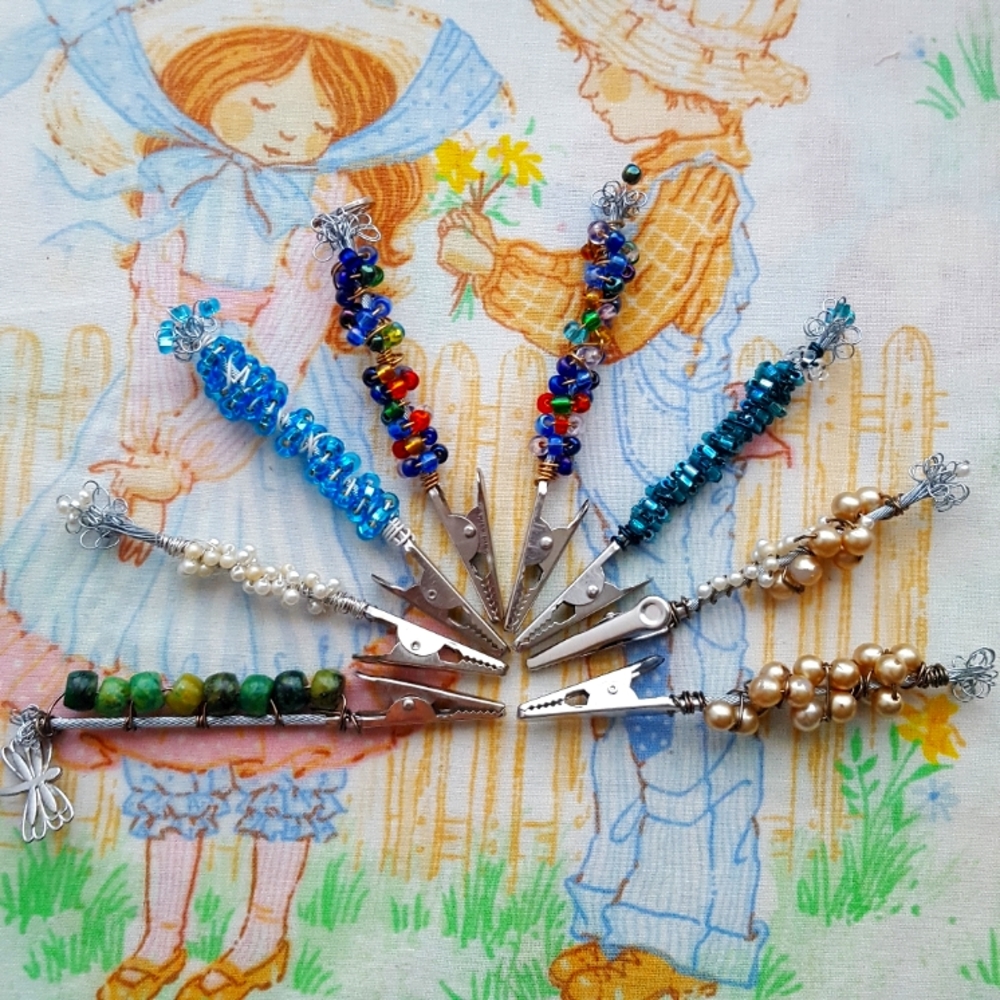 🌙A LUNATICKLE CYCLES EXCLUSIVE🌙Beaded Bracelet Helper